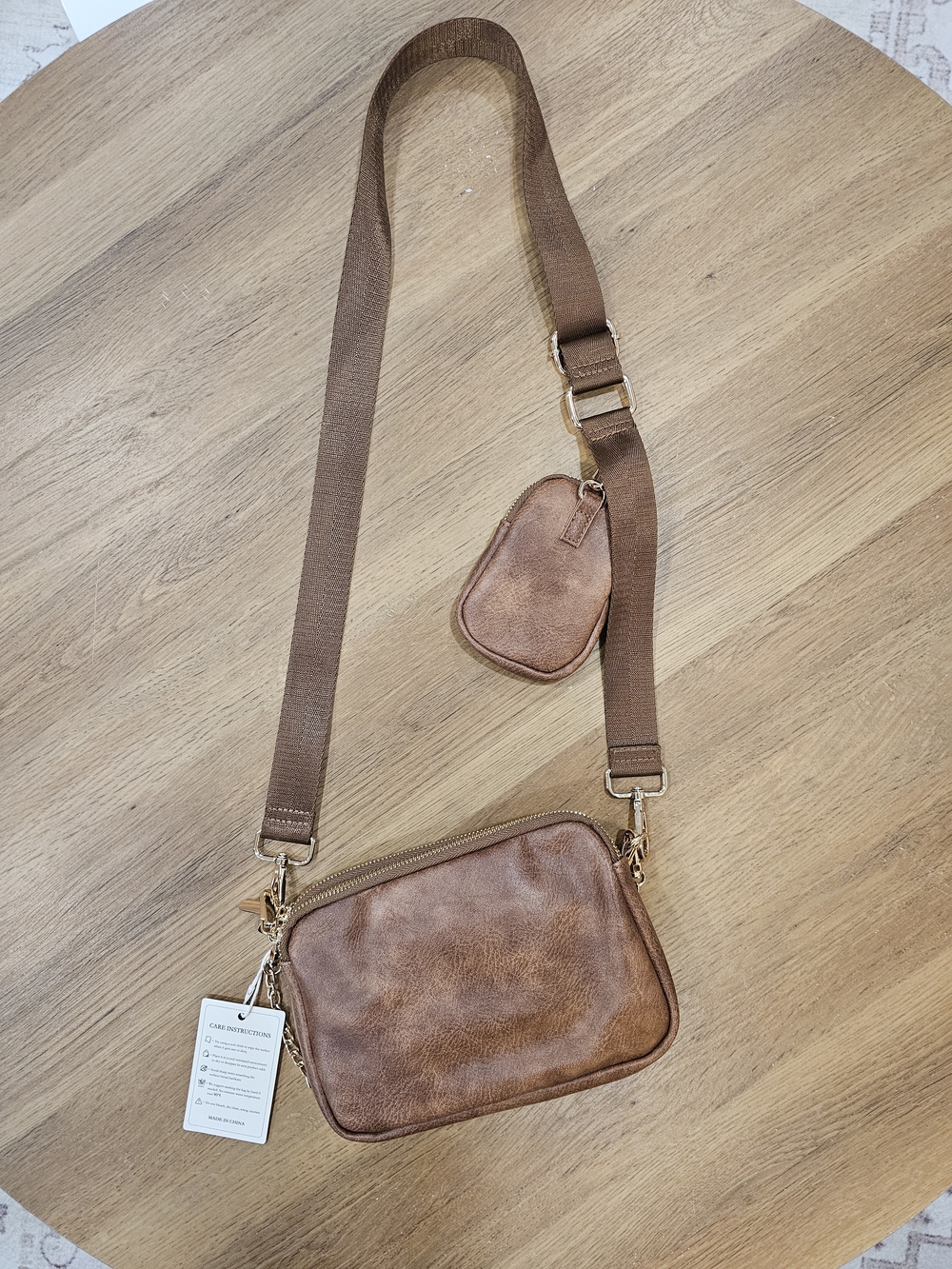 Women's Brown Leather Crossbody Bag - Adjustable Strap - Picture 2 of 3